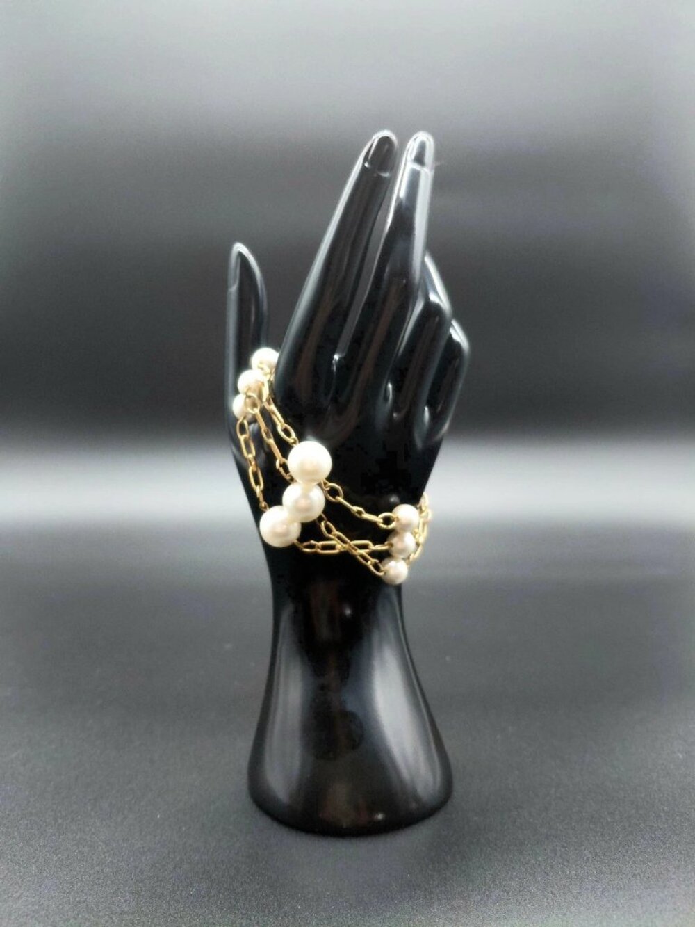7" Faux Pearl Bracelet Gold Tone Fold Over Clasp Costume Fashion Jewelry